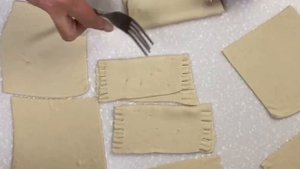 Лодочки из слоёного теста с курицей, грибами и сыром. Вкусно и просто! Вот это Кухня!