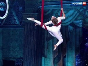 Александра Гладких. Воздушная гимнастика - Э. Мартон "Tosco Fantasy" - Синяя Птица. Сезон 2015