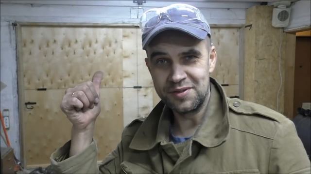 Подъемно-складные ворота в гараже (мастерской)
