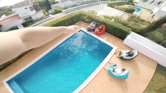 Надувное кресло для отдыха AirPuff 2021 смотреть онлайн