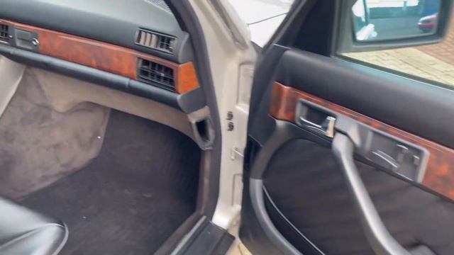 MERCEDES-BENZ 500 SEL Limousine W126, Bj. 1989 смотреть онлайн