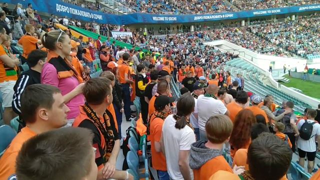 Уралмаш Локо. На трибуне весело! смотреть онлайн