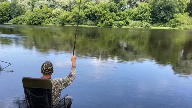 Как наловить много уклейки верховодка, себель) смотреть онлайн