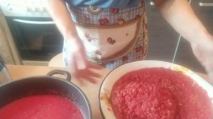 Аджика по рецепту Ольги уралочки. Окончание в следующем видео