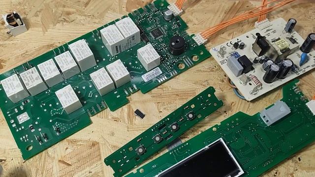 Духовка Siemens запах гари. Духовой шкаф Siemens не работает. Потухла индикация духовке Siemens. смотреть онлайн