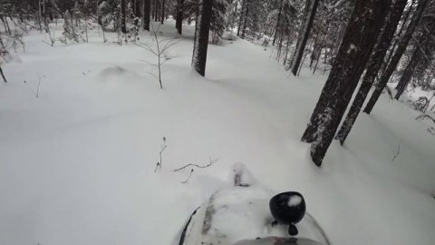 ИЗ ПОСЛЕДНИХ СИЛ ЕЩЕ 30 КМ НЕПРОХОДИМОГО СНЕГА НА СНЕГОХОДЕ БУРАН ПЛАН ВЫПОЛНЕН.