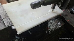 Обработка капролона  строгальным станком