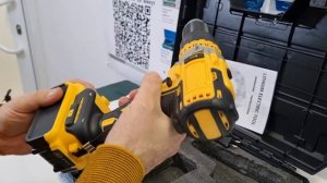 шуруповерт для ледоруба