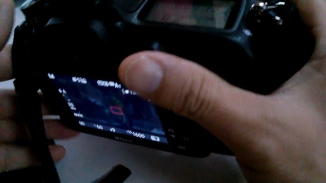 Nikon D7200 with NIKKOR 16-80mm f/2.8-4E, change aperture manually in video/live view mode. смотреть онлайн