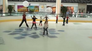 Фигурное катание, веселые коньки
