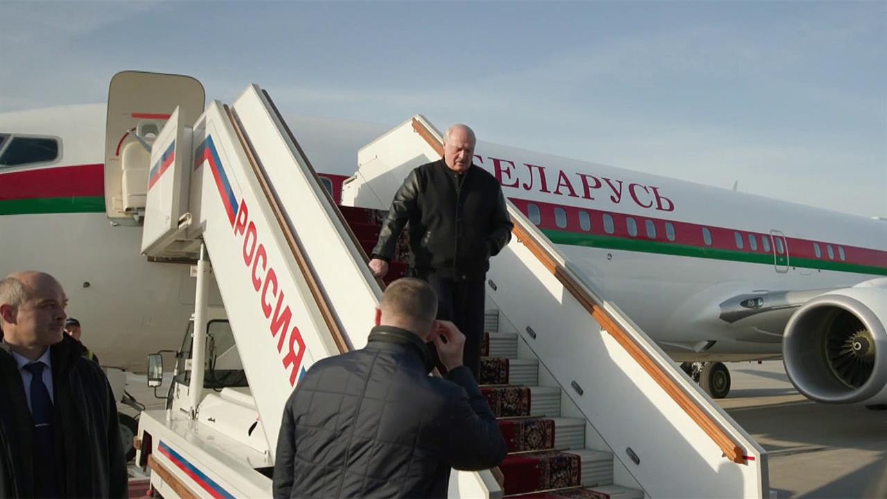 В Москву с рабочим визитом прибыл президент Белоруссии Александр Лукашенко