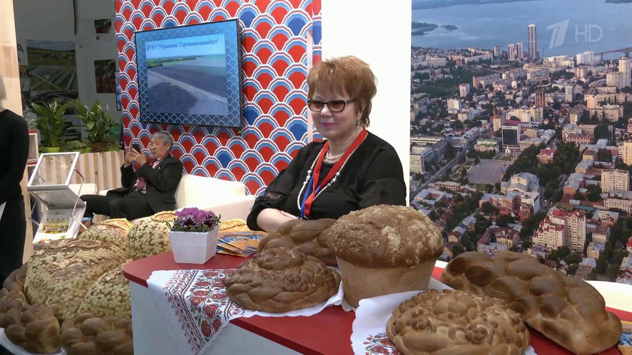 Российские фермеры привезли свою продукцию на крупнейшую агропромышленную выставку Европы