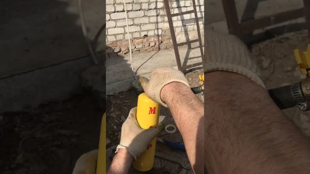 Как перелить газ маф из большого баллона в маленький смотреть онлайн
