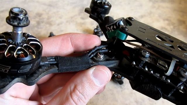 Лучшая бюджетная рама для гоночного коптера TBS Source Two за $20 смотреть онлайн