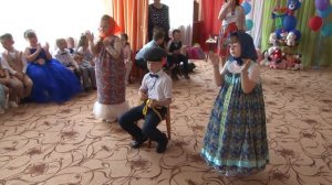 Танец "Балалаечка".