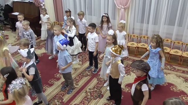 Новогодний утренник подготовительная группа №8 28.12.2020 г. смотреть онлайн