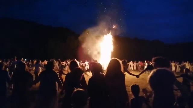 Праздник летнего солнцестояния (Купала) на Возрождении. смотреть онлайн
