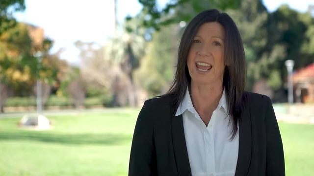 DermaDocs - Get Your Skin Checked by Rachael Sporn смотреть онлайн