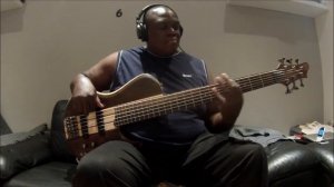 Ibanez bass BTB Terra Firma Playing