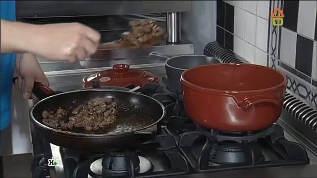 Сталик  говядина по строгановски бефстроганов