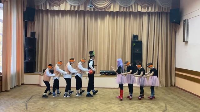 Весёлые сороконожки смотреть онлайн