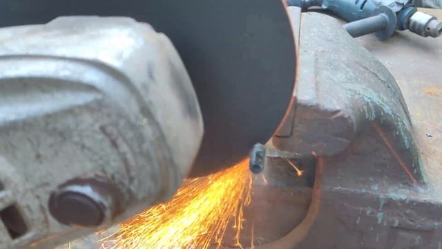 НЕ ВЫБРАСЫВАЙ СТАРЫЕ ПЕДАЛИ С ВЕЛОСИПЕДА ПОКА НЕ ПОСМОТРИШЬ ЭТО ВИДЕО!