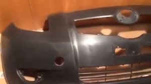 Бампер передний для Toyota Yaris