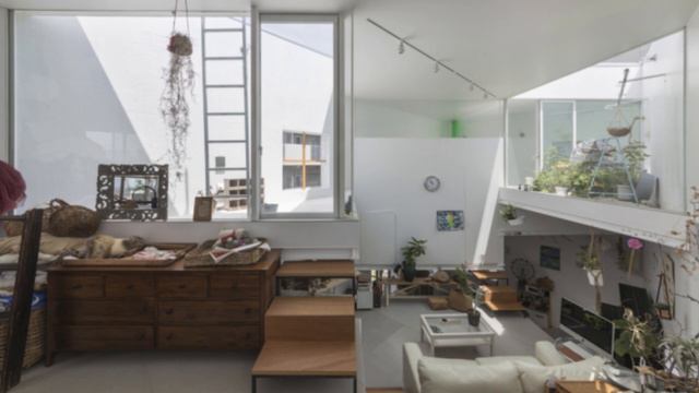 Строительство по-японски: обычная 2-этажка скрывает в себе 13 этажей-платформ смотреть онлайн