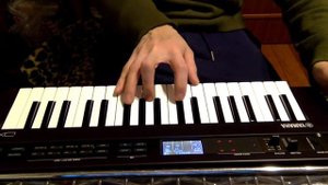 YAMAHA Reface DX amazing pad sound.  delay & pitch bend play