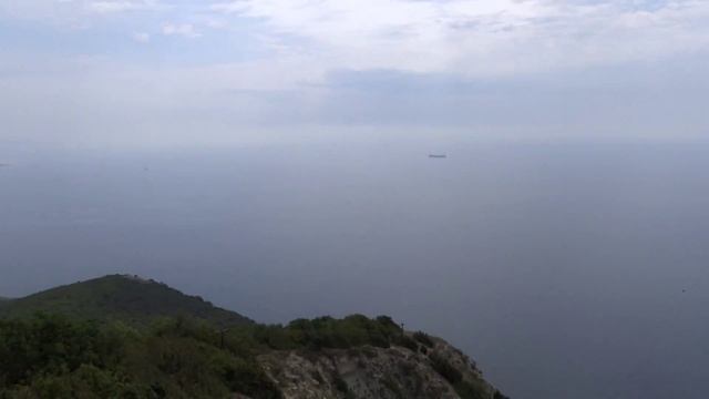 Вид на Абрау-дюрсо и Южную озереевку