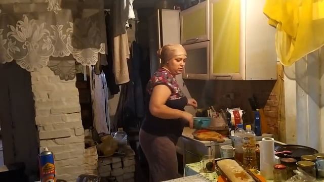 ПРИЕХАЛА, ФИФА ИЗ ГОРОДА\ПОЕХАЛИ ЗА КОЗАМИ\ОТМЫВАЮ КУХНЮ\ смотреть онлайн