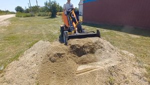 Самодельный мини погрузчик БУРЛАК м2. ходовые испытания.