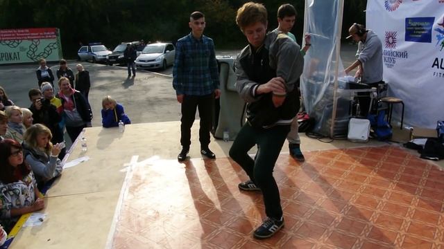 Скреби асфальт. Разминка. Ракета смотреть онлайн