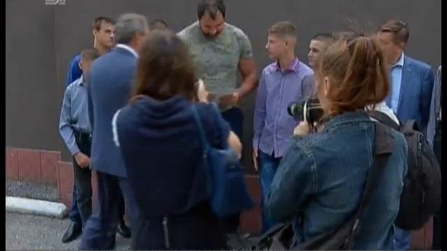 Воспитанникам детских домов в Челябинской области подарили спортивную форму и инвентарь