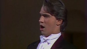 Dmitri Hvorostovsky. Come Raggio di Sol. 1990.