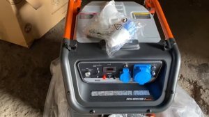 Zongshen KB 9000E, Бензиновый генератор, мощность 8квт, напряжение 220, бак 32 литра, вес 99кг.