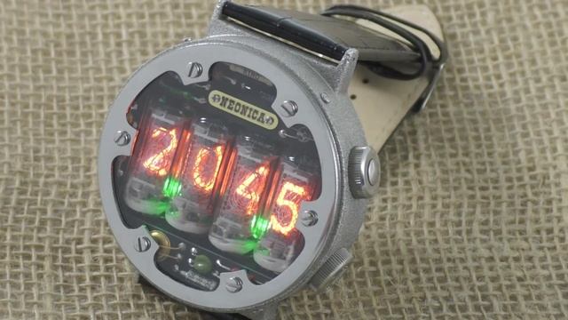 Часы Неоника в стиле игры Метро, RGB подсветка, акселерометр, звук смотреть онлайн