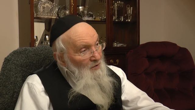 Rabbi Yosef Hersh Perl on his Parents R' Yechezkel Shraga HaCohen Perl & Rachel Perl смотреть онлайн