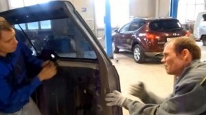 Как срезать заднее стекло на CHERY TIGGO FL