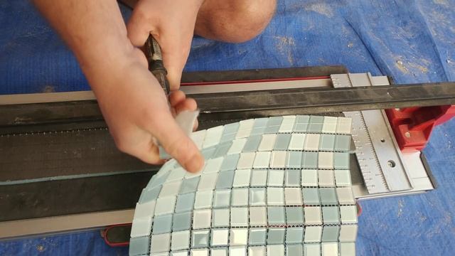 The quick and easy way to cut glass mosaics to any length with a tile cutter - precise cut