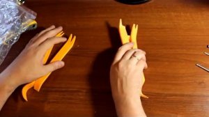 Инструмент для разбора салона автомобиля - съемники клипс