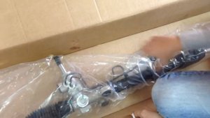 Распаковка рулевой рейки Лансер 9 от Motorherz