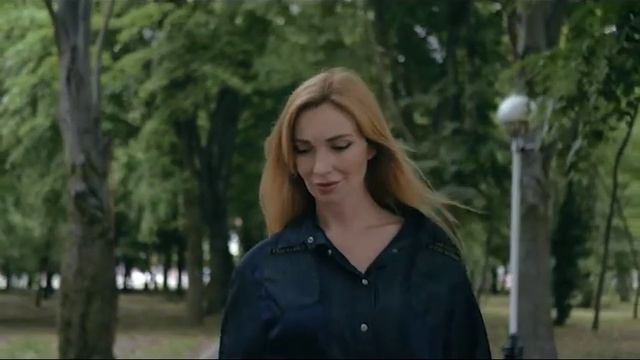 КЛИП-КАВЕР . ЖЕНЩИНА ШЛА . ИСПОЛНЯЕТ моя ДОЧЕНЬКА . ПЕРВОЕ ИСПОЛНЕНИЕ . ПОЖЕЛАЕМ ЕЙ УДАЧИ !!!  106.