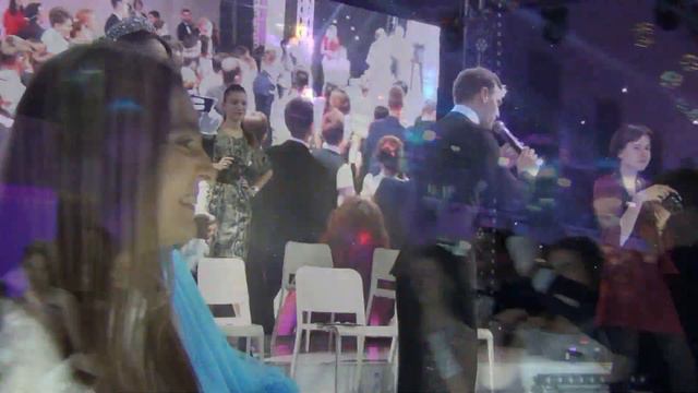 Виталий Сурма Флешмоб на студенческом бале смотреть онлайн