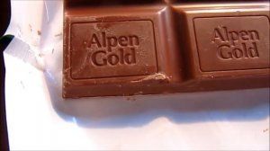 Обзор еды: Шоколадка  Alpen Gold с фундуком.