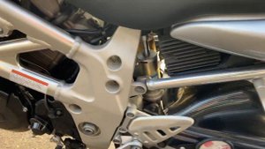 Suzuki TL1000S with Ohlins suspension walkaround with cold start,