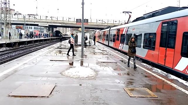 Ст Крюково, ЧС 200 поезд сообщением москва-санкт-петербург смотреть онлайн