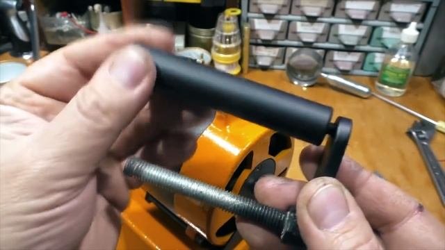 УНИКАЛЬНАЯ САМОДЕЛКА, которая сэкономит деньги! Как сделать полезные приспособления для работы!