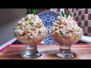 Такой ВКУСНЫЙ САЛАТ сколько ни приготовь, много не будет! РЕЦЕПТ с ГОРБУШЕЙ горячего копчения.