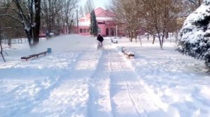 Бензиновый снегоуборщик AL KO SnowLine 560 II ТЕСТ